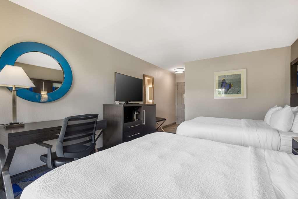 Best Western Plus Spartanburg Room photo