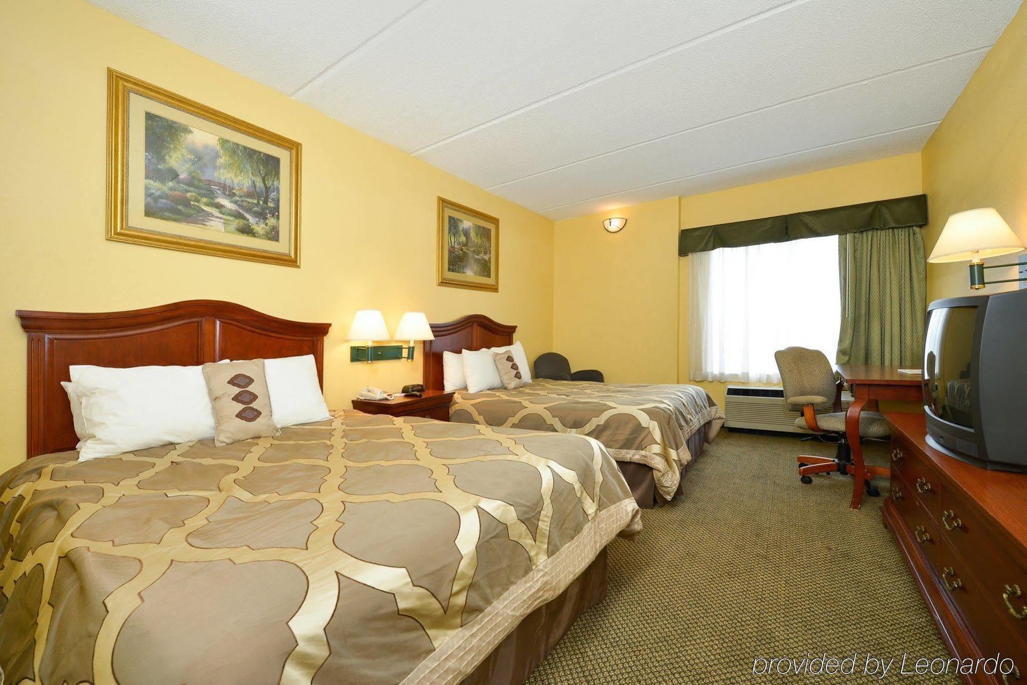 Best Western Plus Spartanburg Exterior photo
